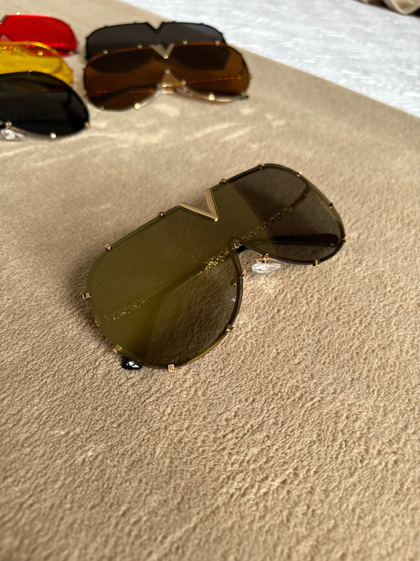 Sunglasses INSTOCK