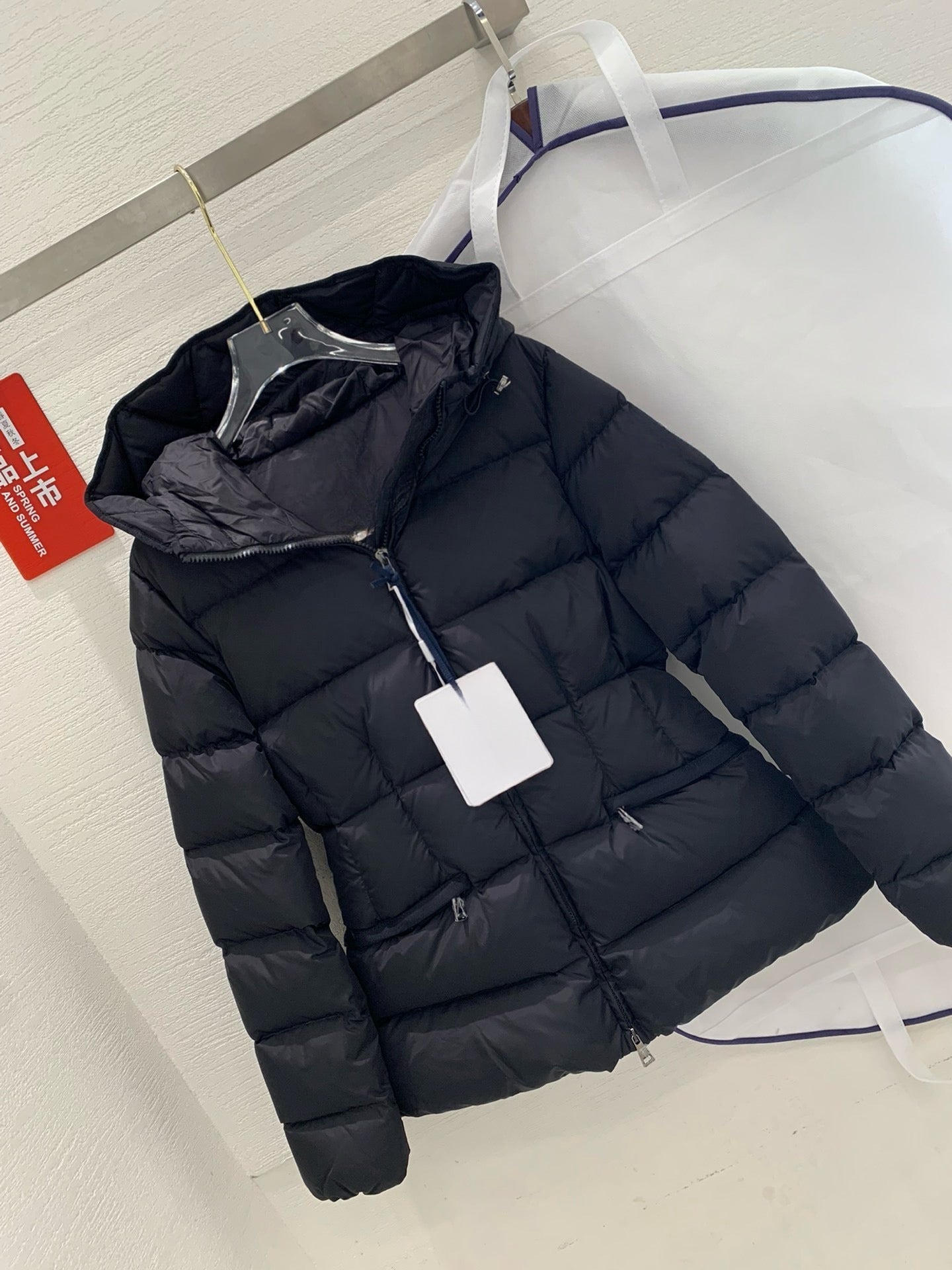 Women’s black down coat PRE ORDER