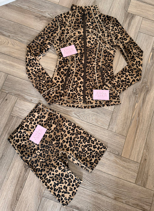 New in✨ Leopard Print Shorts & Jacket Set