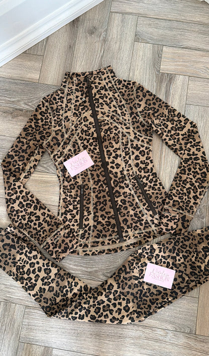 New In✨ Leopard Print Leggings & Jacket Set