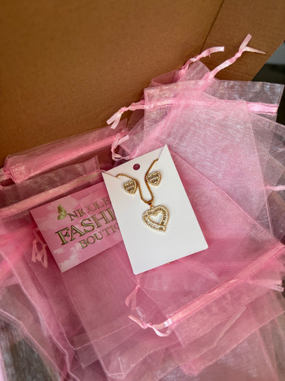 Women’s Gold Heart Baguette Necklace & Earrings Set