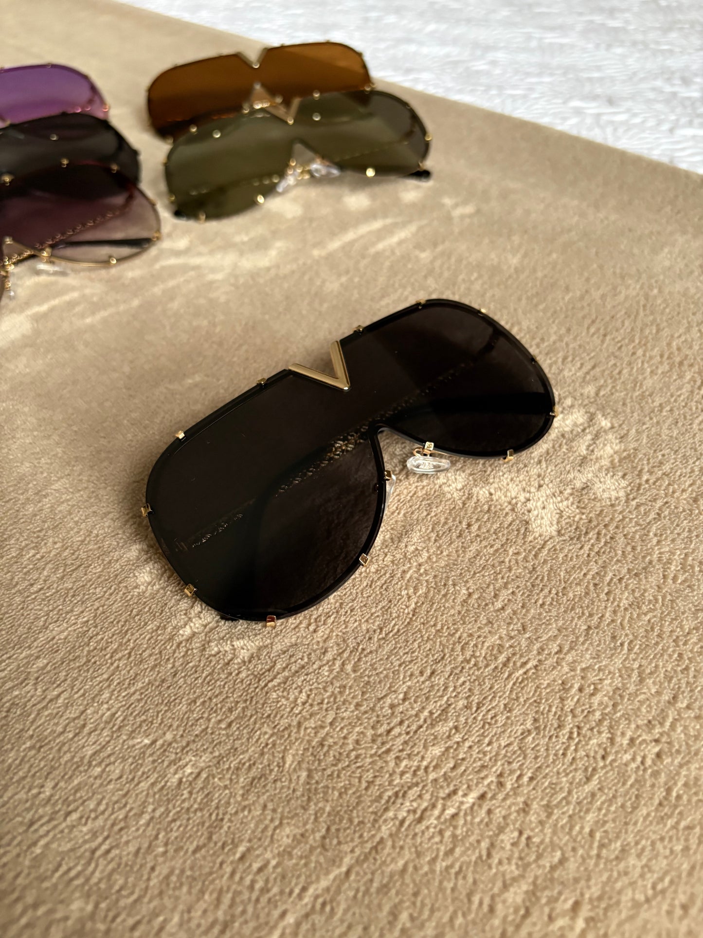 Sunglasses INSTOCK