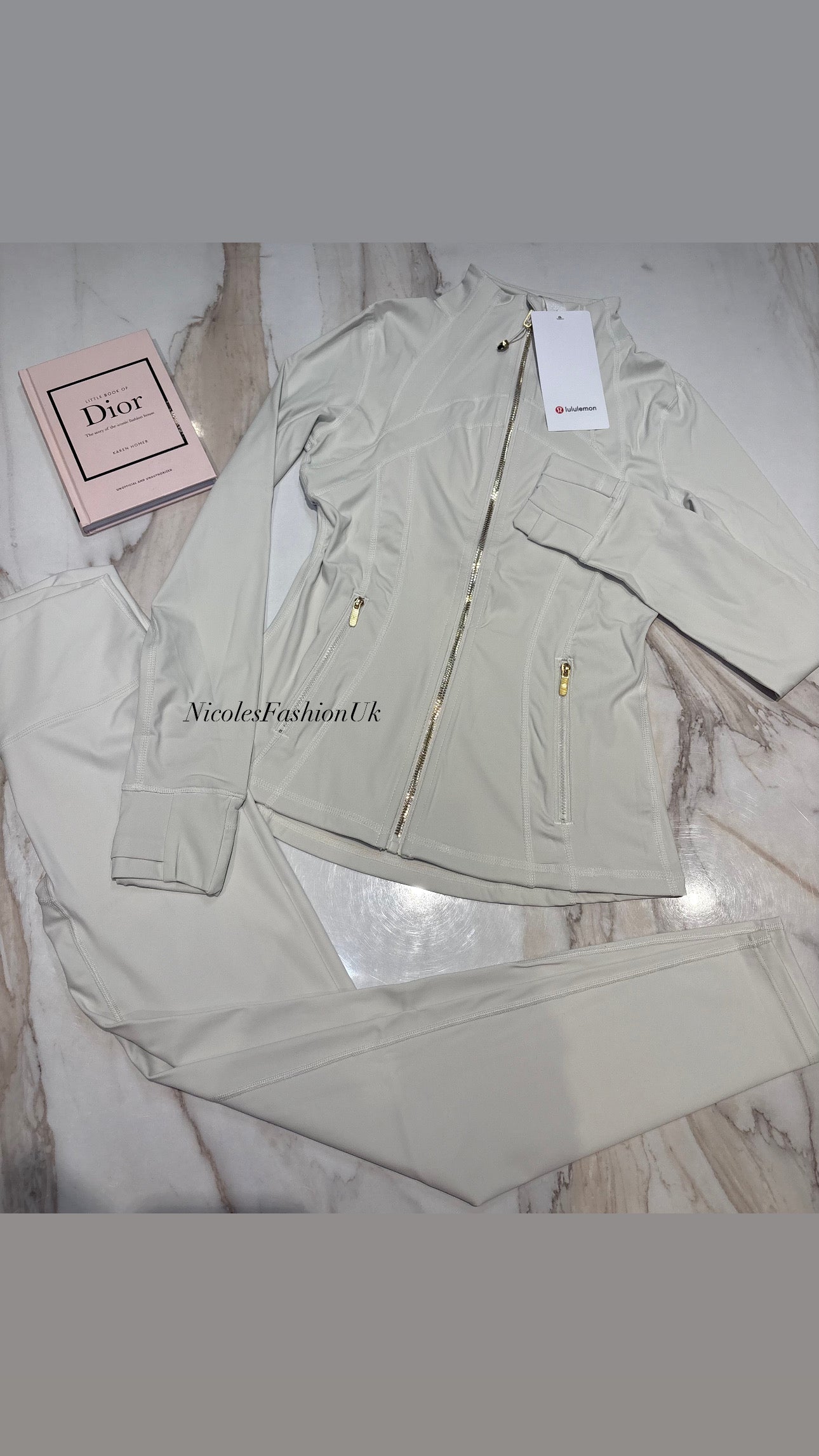 Women’s Cream/Gold Zip Gym Set INSTOCK (1-3 Days Delivery)