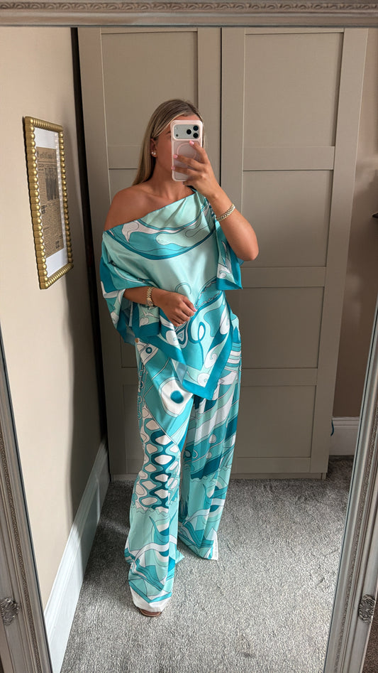Women’s Mint Silk Lounge Set