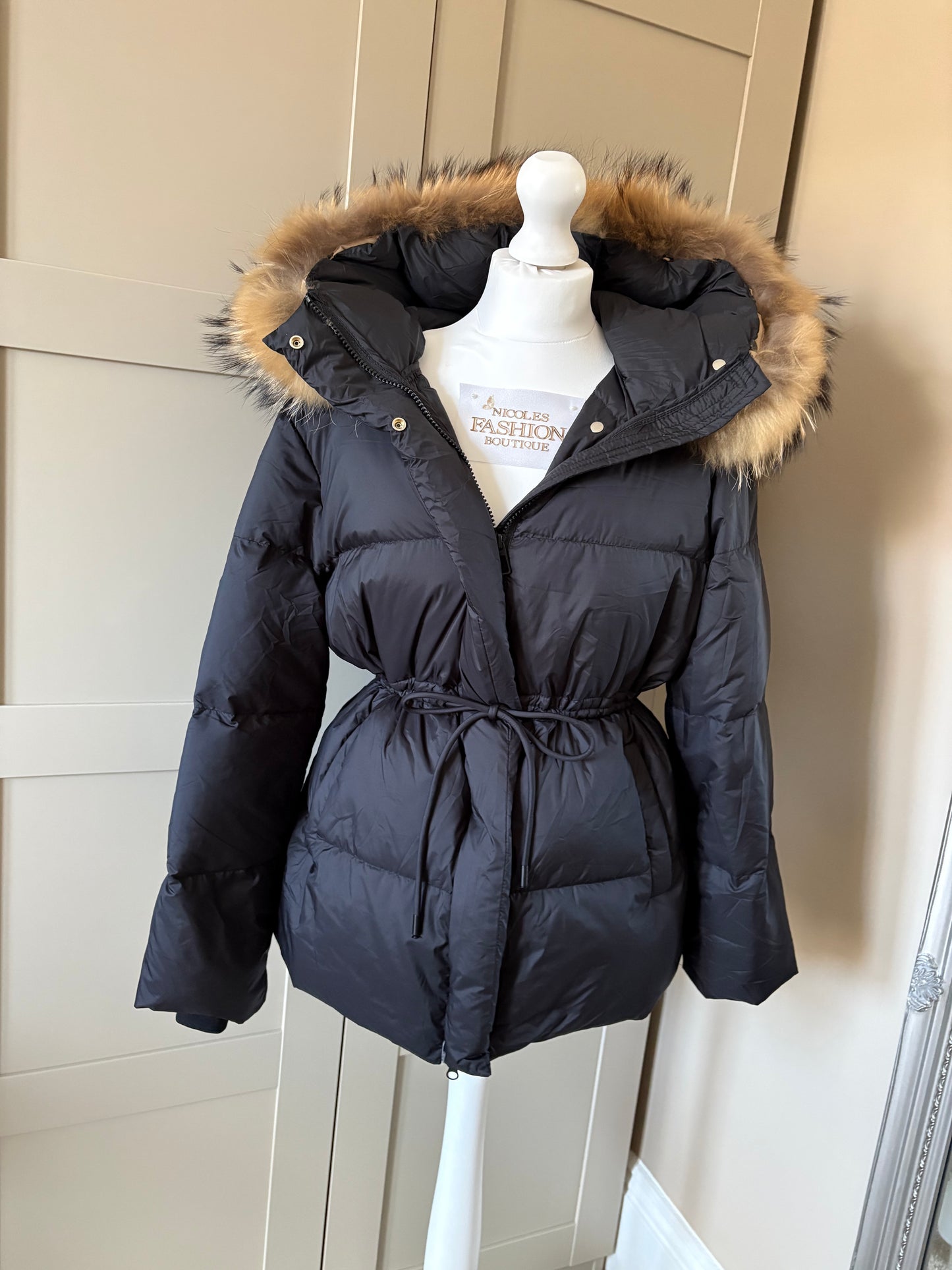 “Camilla” Black Coat Cinch In Waist & Thick Fur Trim 1-3 days delivery