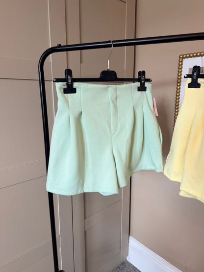 Women’s Shorts Mint