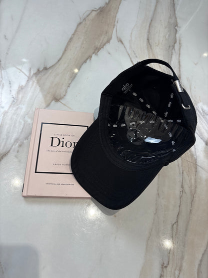 Black/White Cap INSTOCK (1-3 Days Delivery)