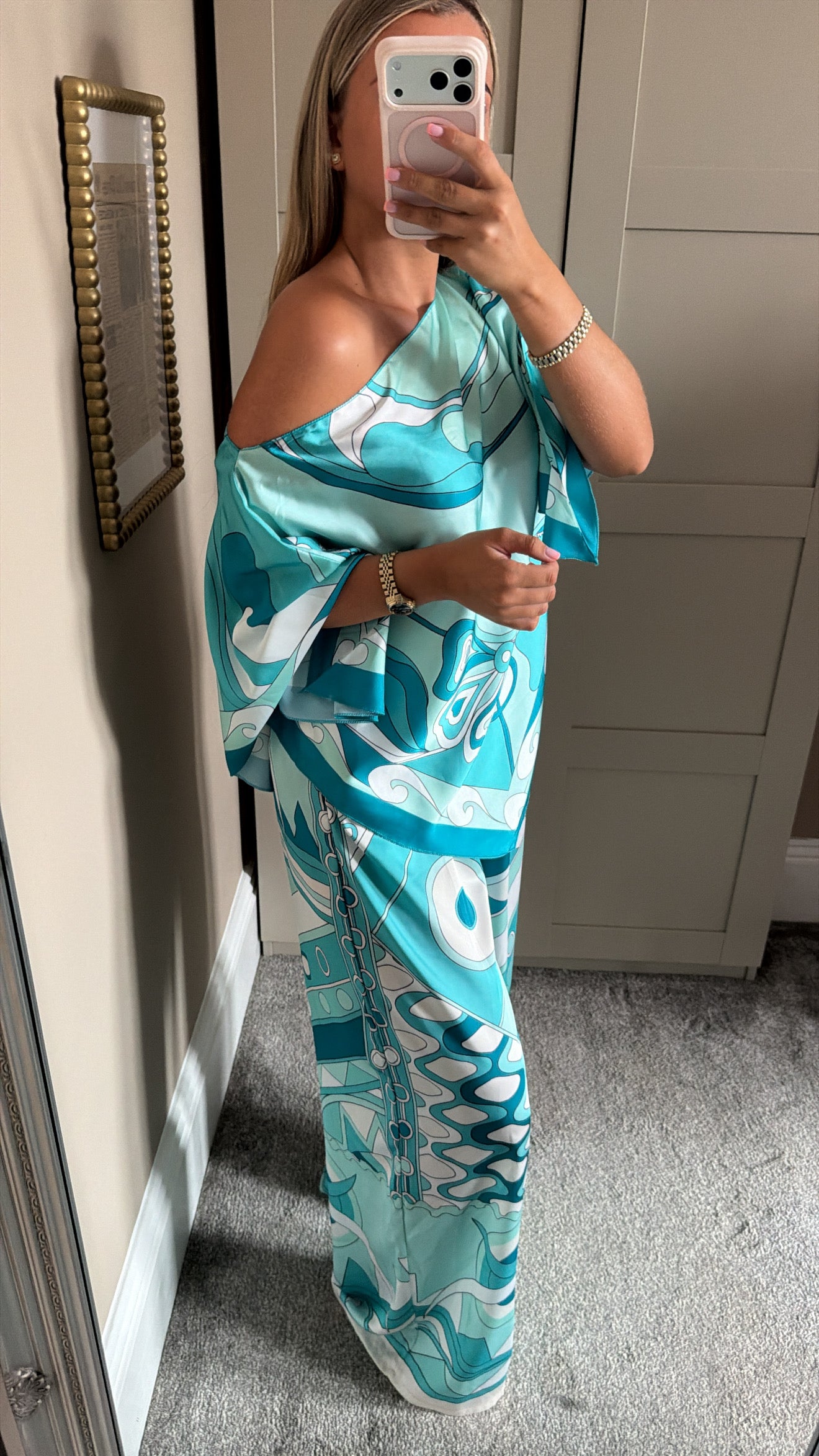 Women’s Mint Silk Lounge Set