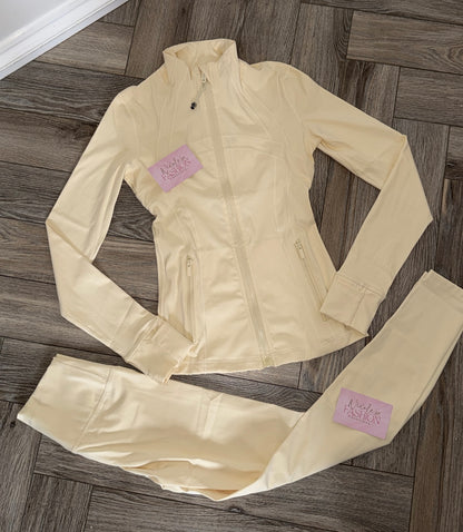 New in✨ Butter Yellow Leggings & Jacket Set