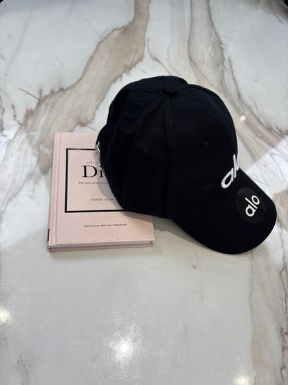 Black/White Cap INSTOCK (1-3 Days Delivery)
