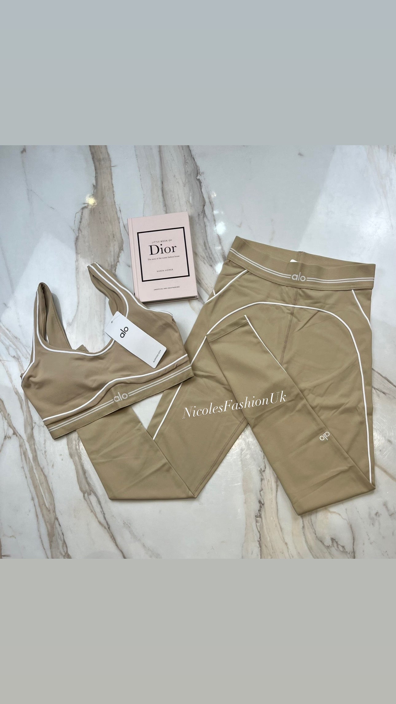Women’s Beige Stripe Gym Set INSTOCK (1-3 Days Delivery)