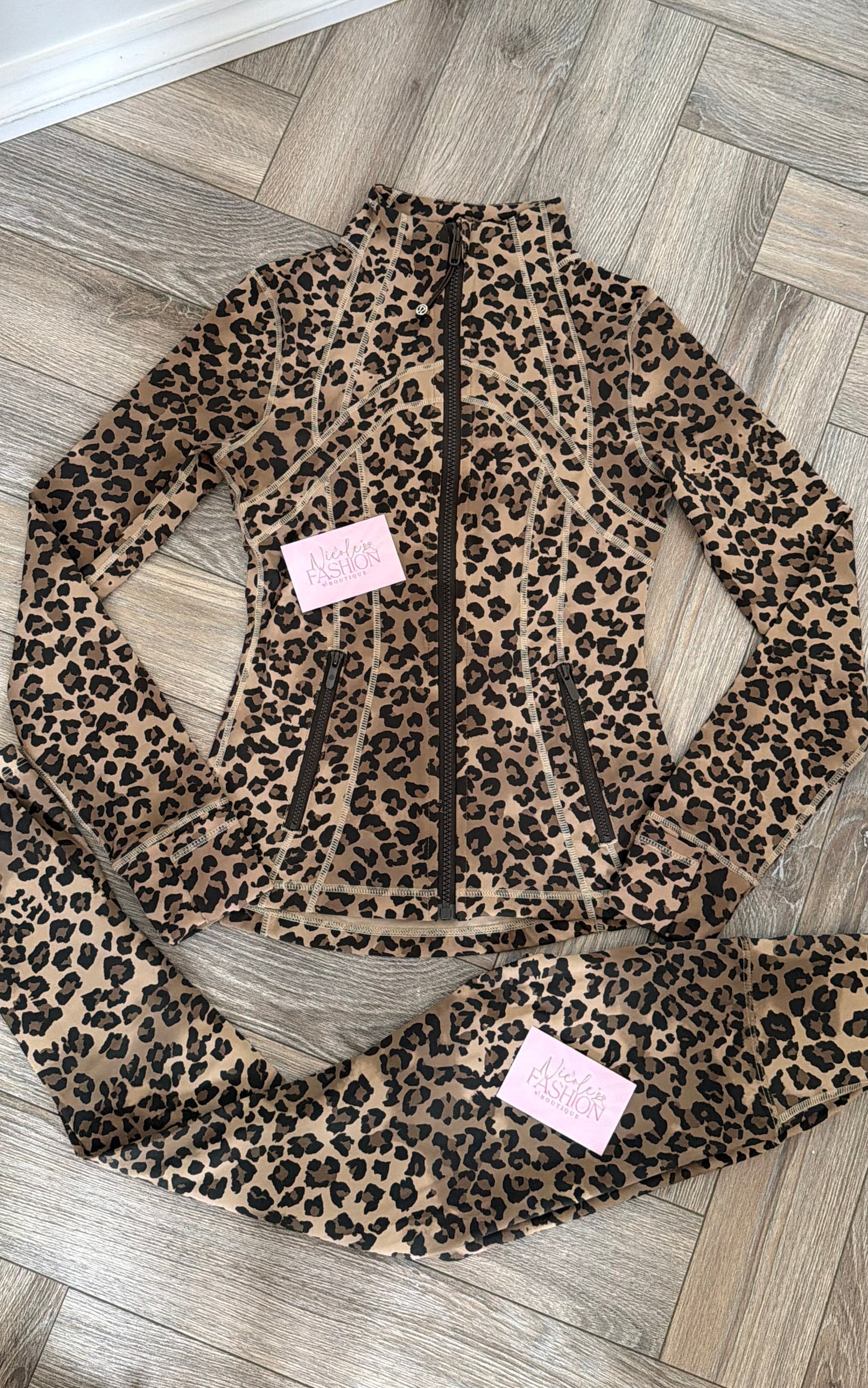 New In✨ Leopard Print Leggings & Jacket Set