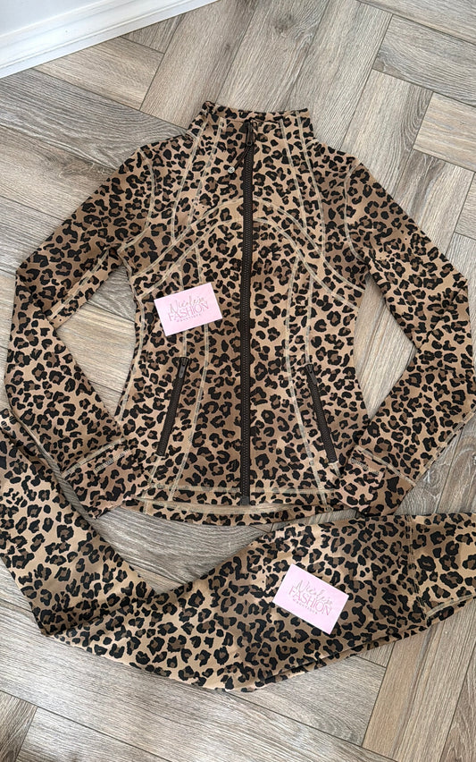 New In✨ Leopard Print Leggings & Jacket Set